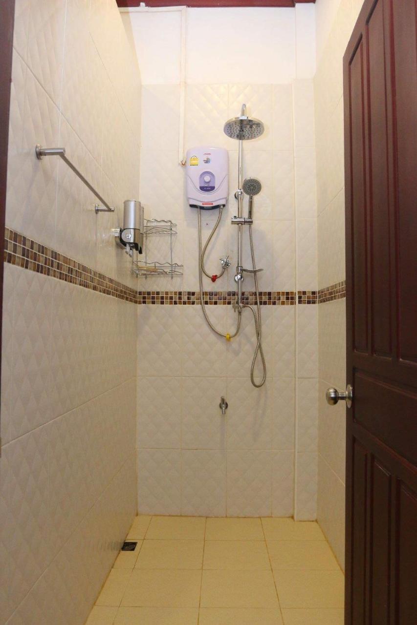 Sanga Hostel Паксе Екстер'єр фото